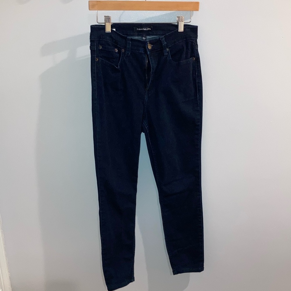 2/$30 💙 Calvin Klein Repreve skinny jeans 💙 size 8